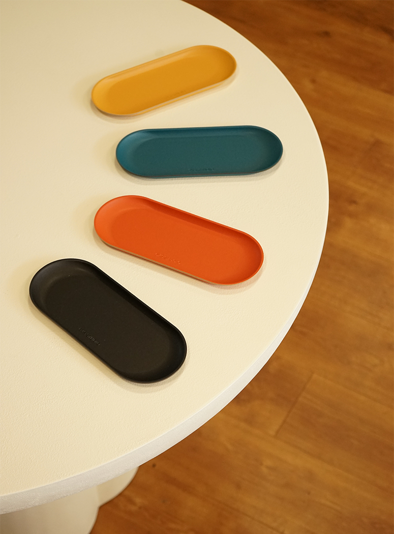 6XS Studio Round Tray (S), Black