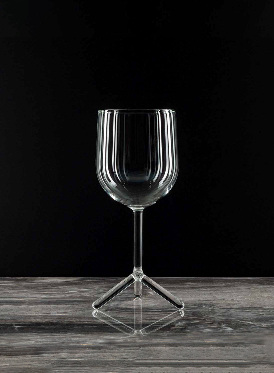 Maarten Baptist Tripod White Wine Glass