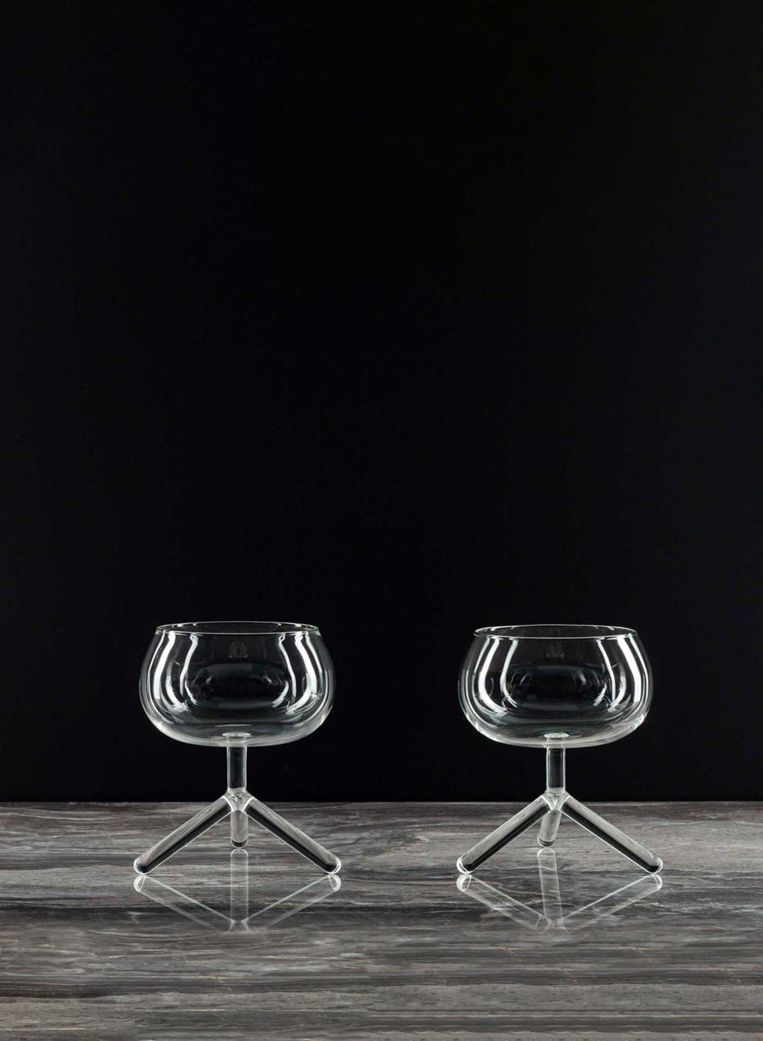 Maarten Baptist Tripod Tripod Whisky Glasses (set of 2)