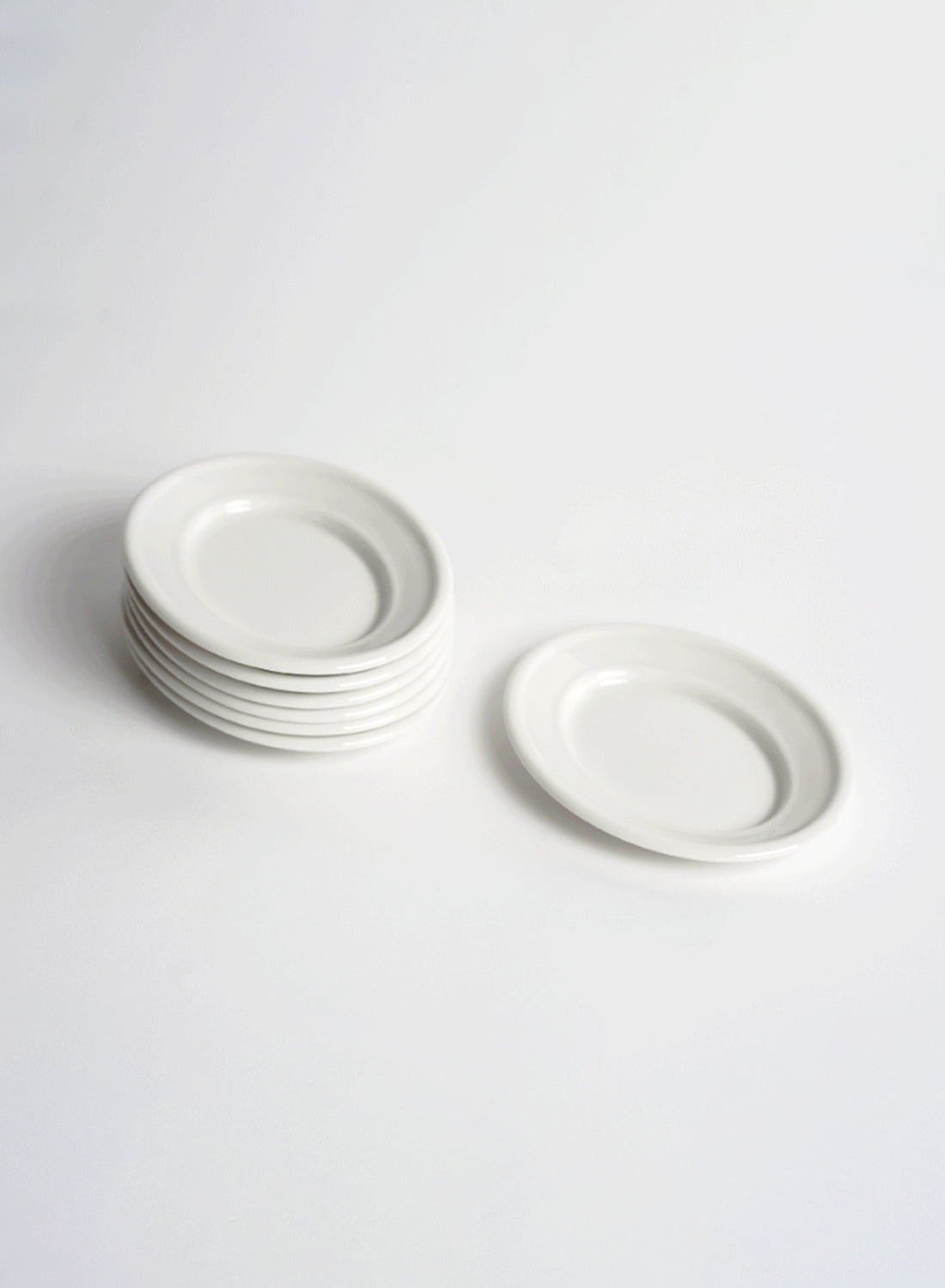 Mujagi Gloss Milk Oval Plate