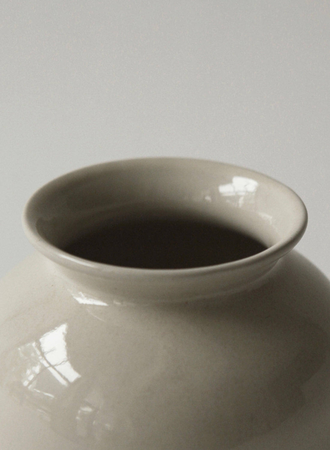 NR Ceramics Jar Vase, sand