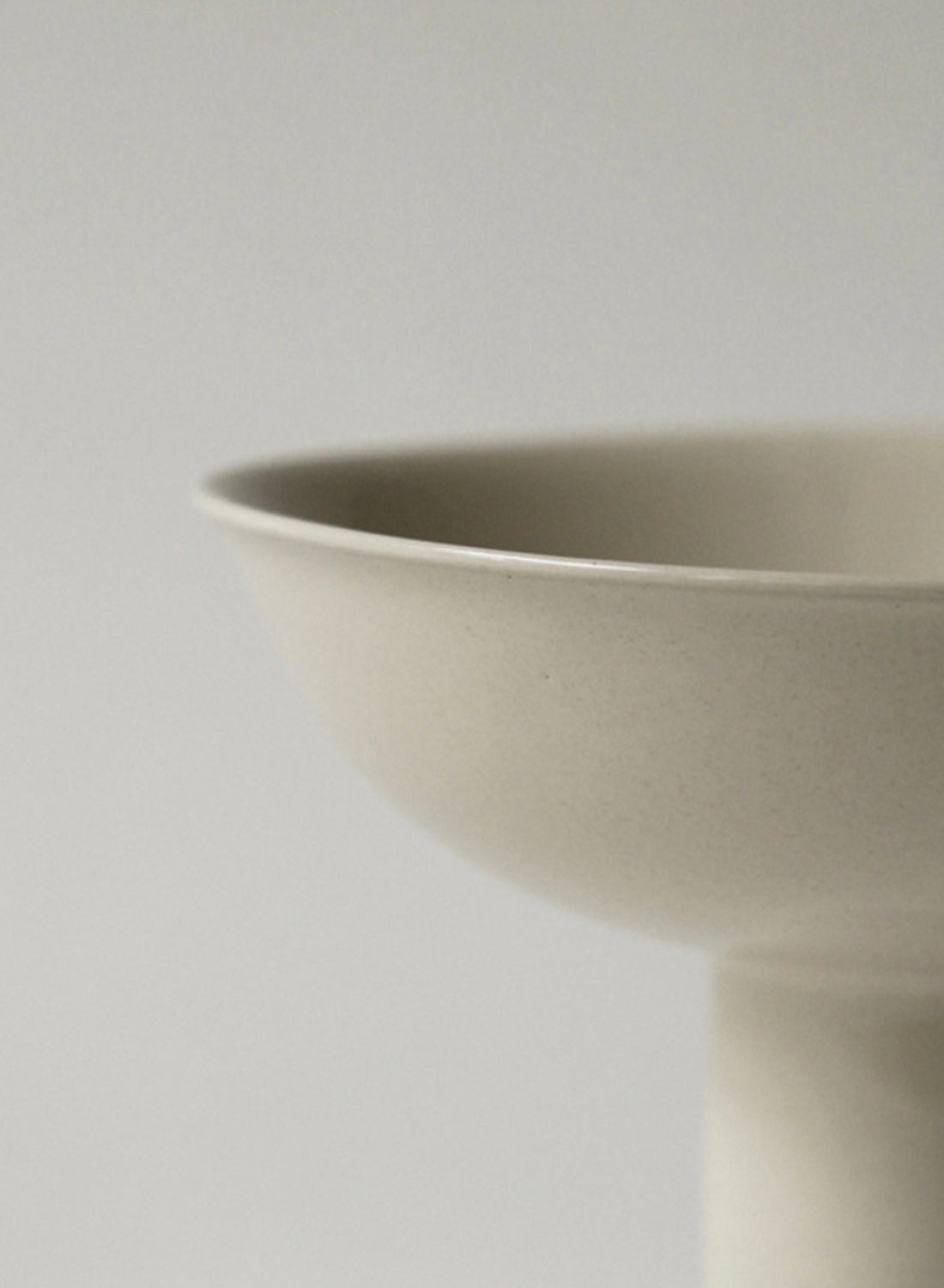 NR Ceramics Pedestal Bowl, sand