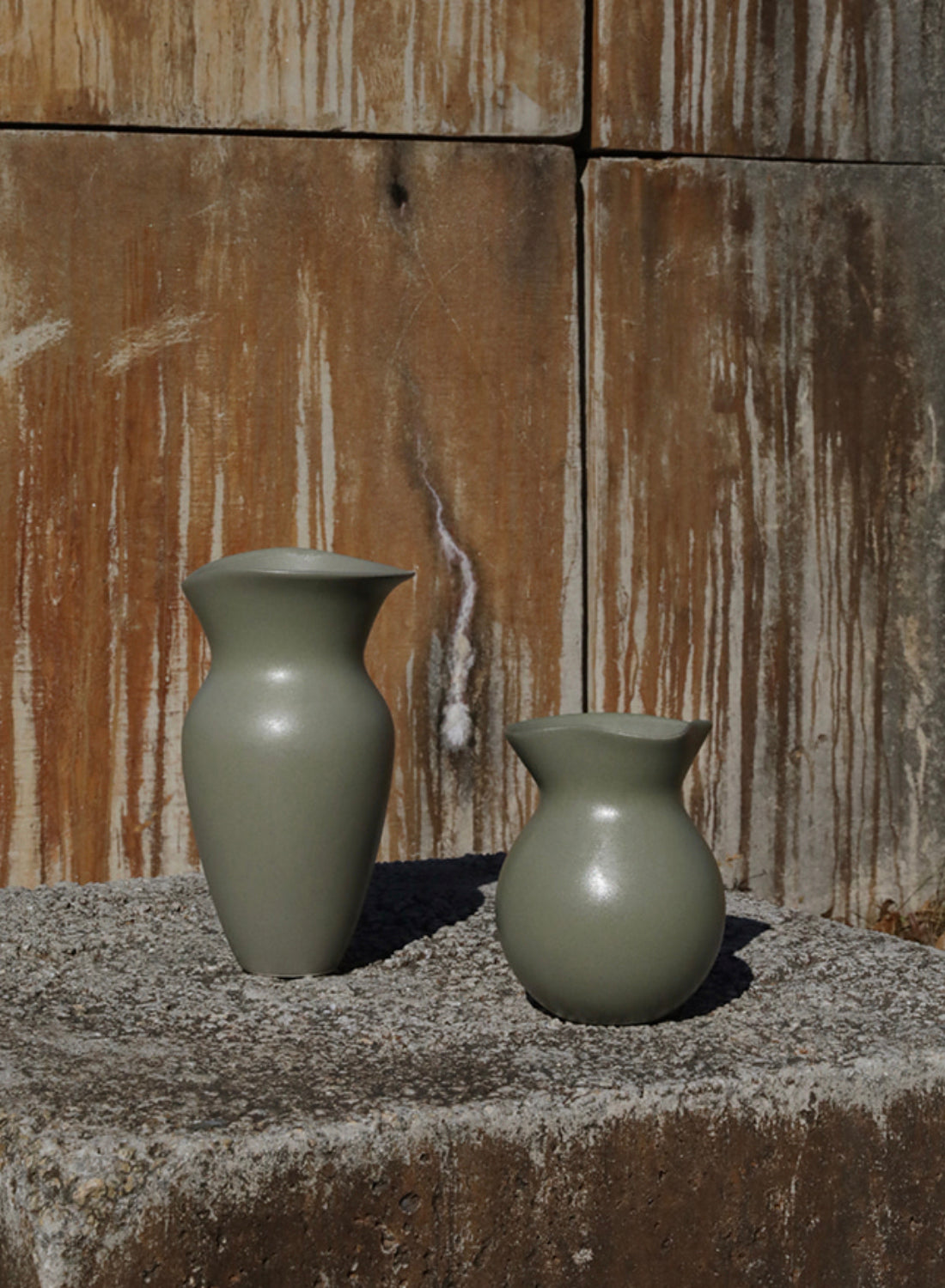 NR Ceramics Y Vase, forest green