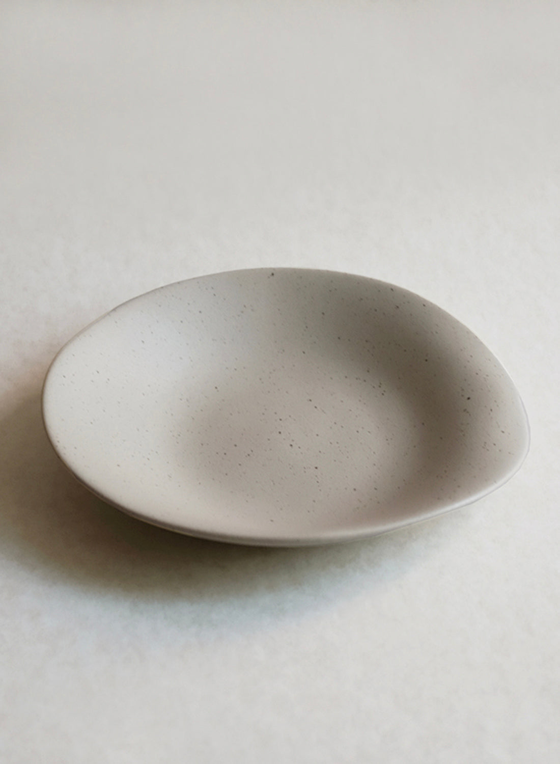 NR Ceramics Large Dessert Plate, soil beige