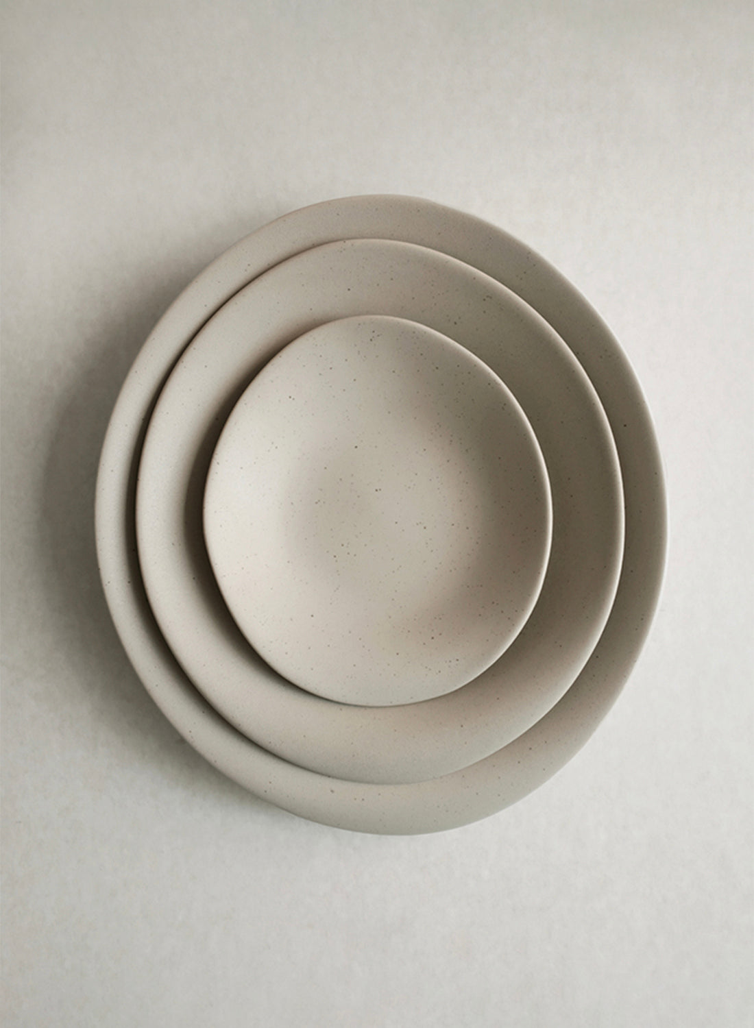 NR Ceramics Large Dessert Plate, soil beige