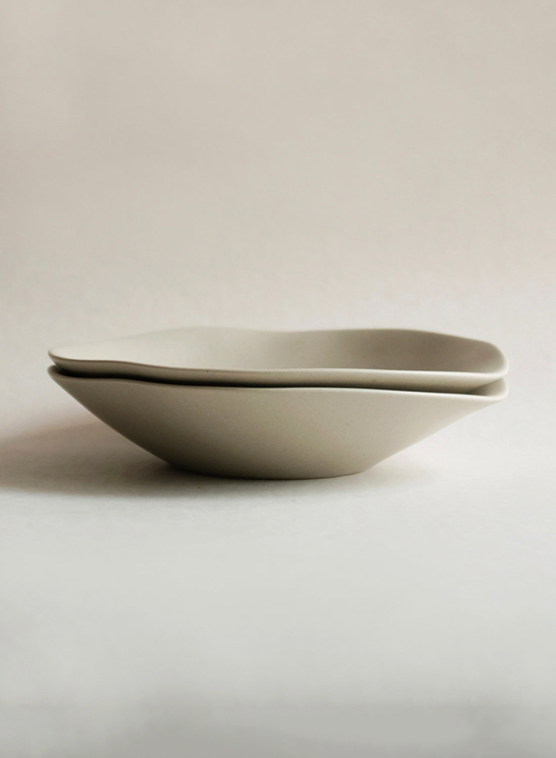 NR Ceramics Low Bowl, soil beige