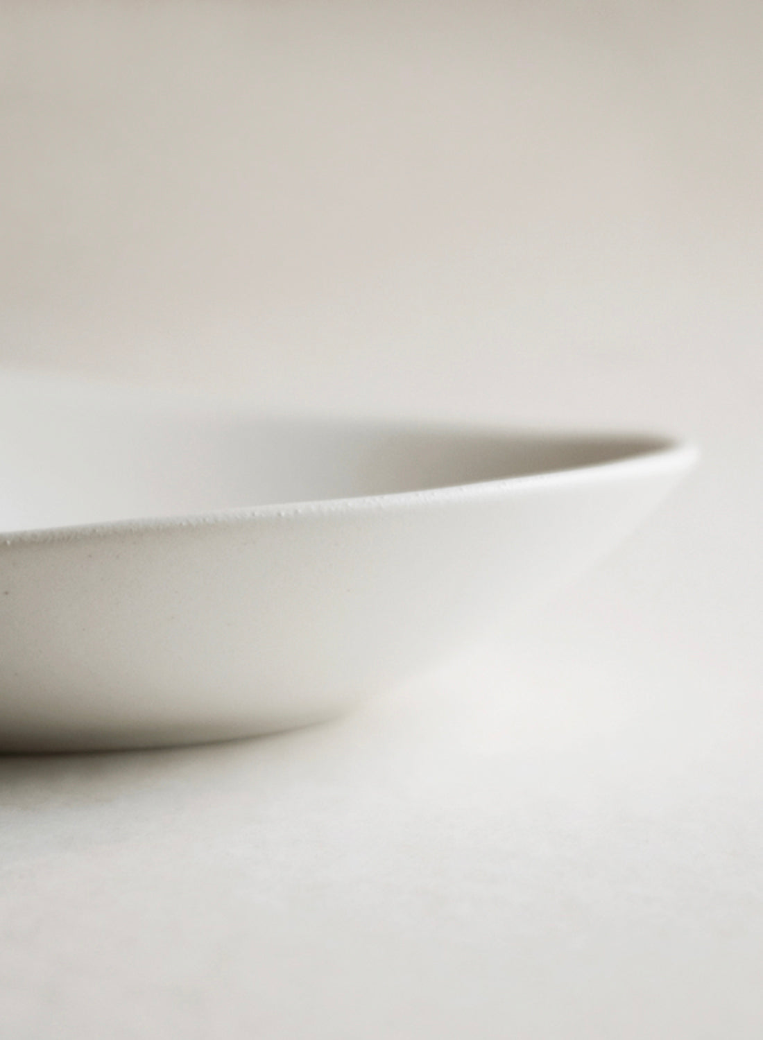 NR Ceramics Oval Bowl, stone white