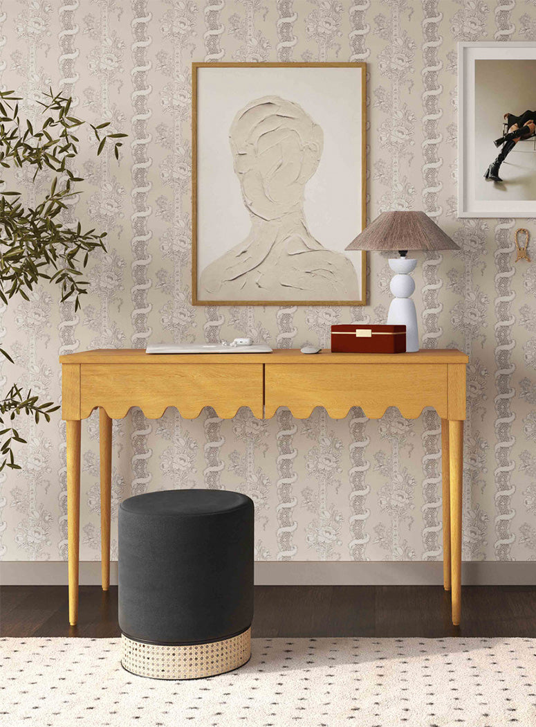 Echo Breeze Desk