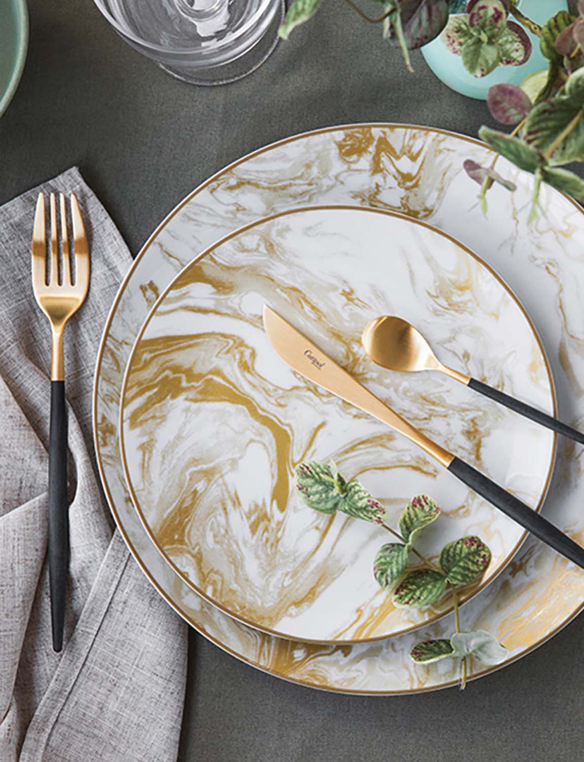 Cutipol Mio Flatware, black/gold