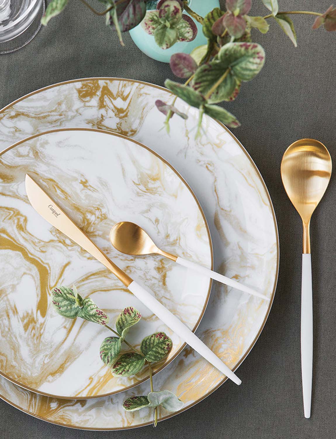 Cutipol Mio Flatware, white/gold