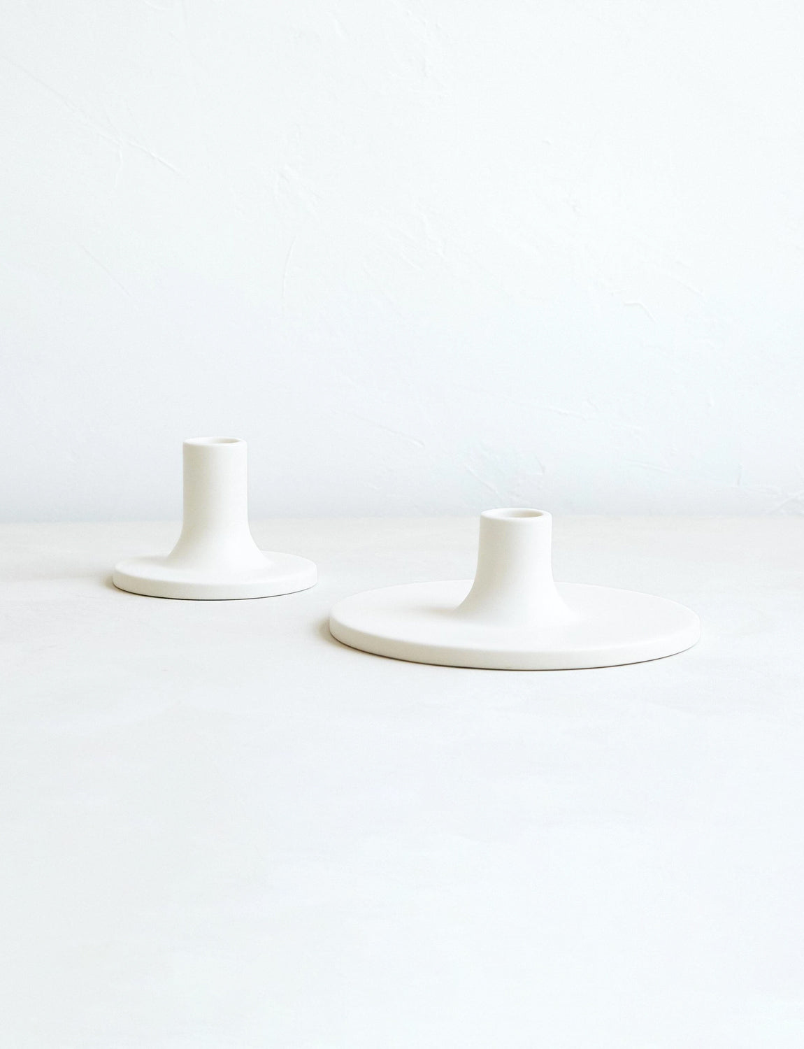 Ceramic Taper Holder, matte white
