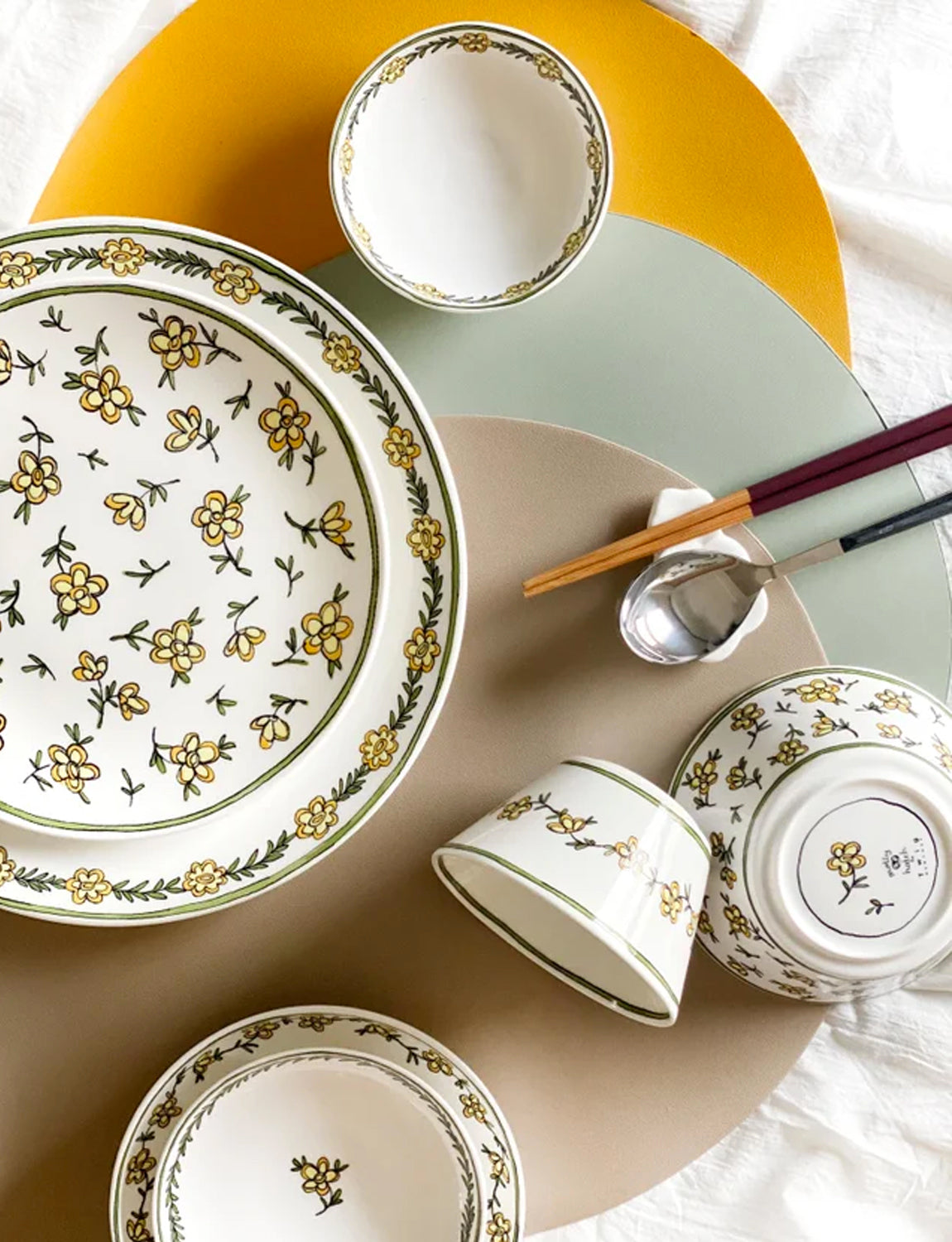 Twig Heritage Daisy Chain Rice Bowl