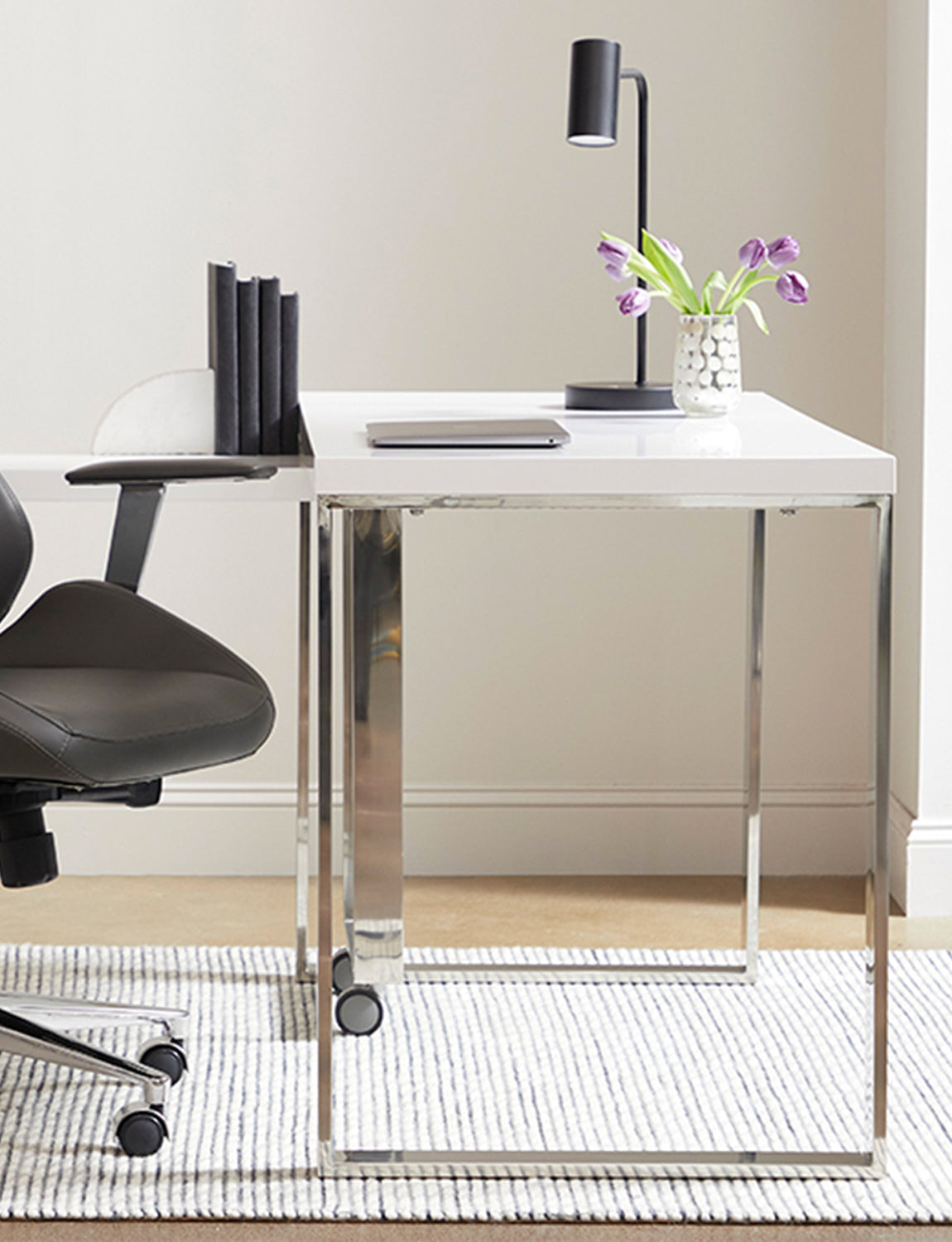 Dylan Desk