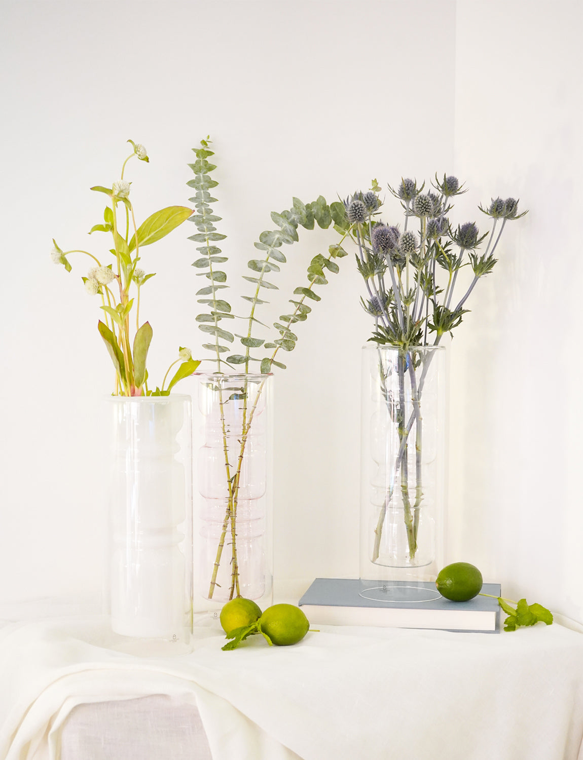 Ichendorf Rings White Vase
