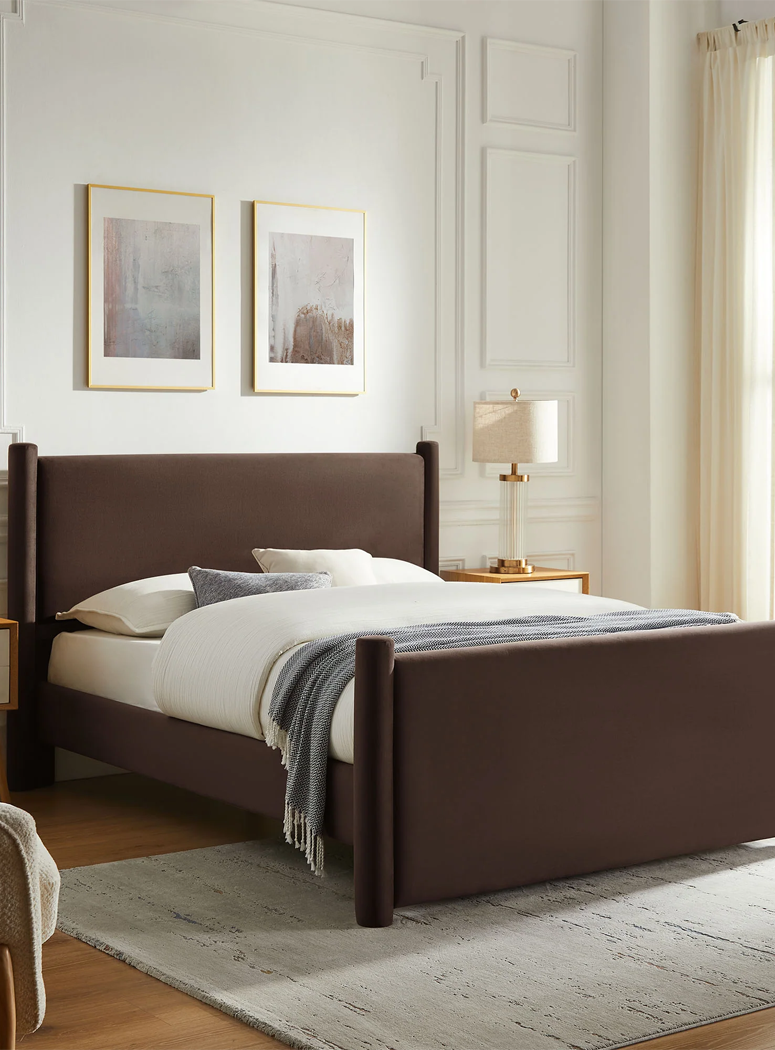 Mariselle King Plaform Bed,Chocolate Brown