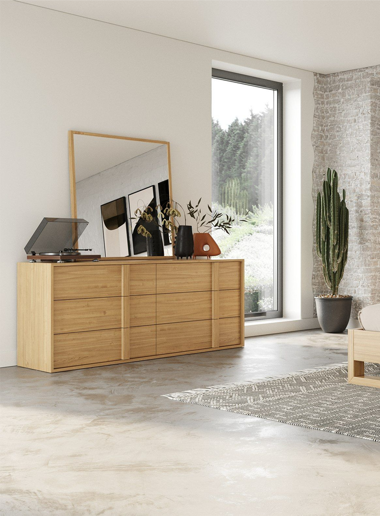 Moonbeam Dresser,natural oak