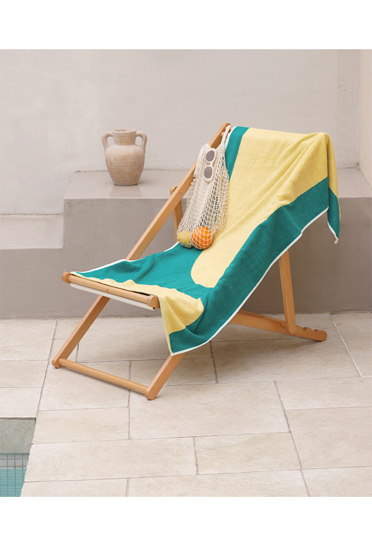 Keengenera Dawn Bath Towel, Coming