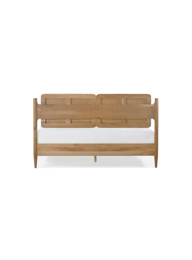 Manor Queen Bed, natural