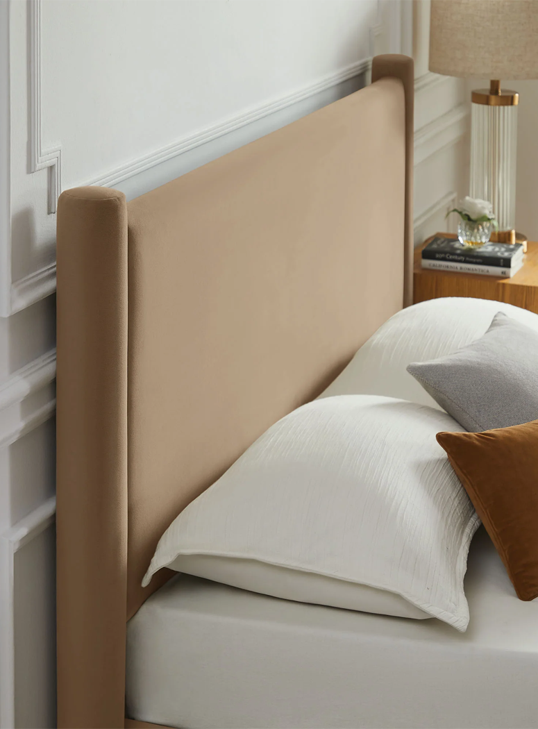 Mariselle Queen Plaform Bed,Taupe