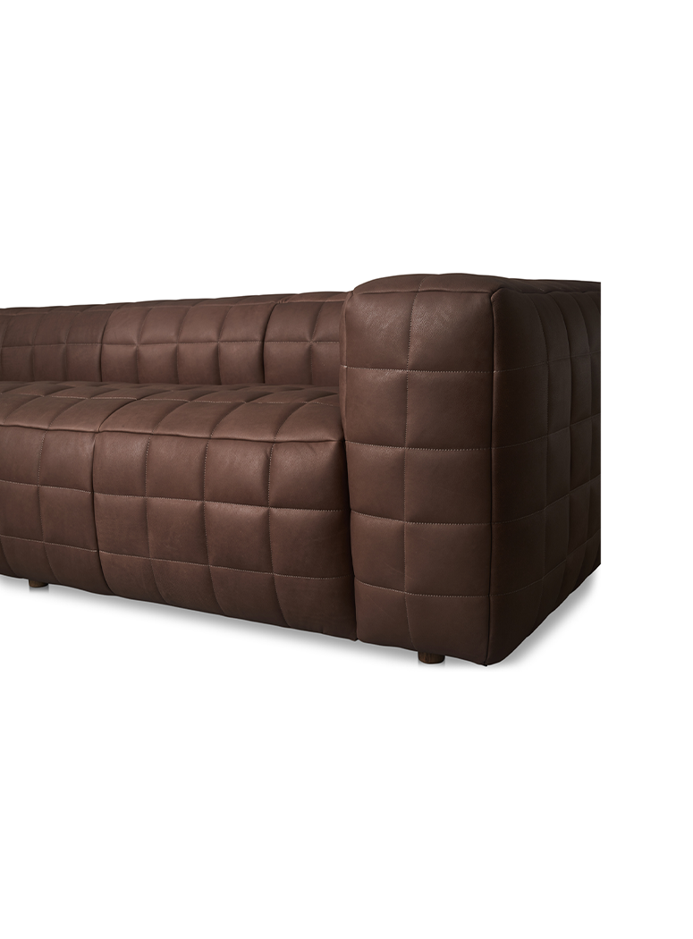 Kaelenor Sofa,Dark Brown