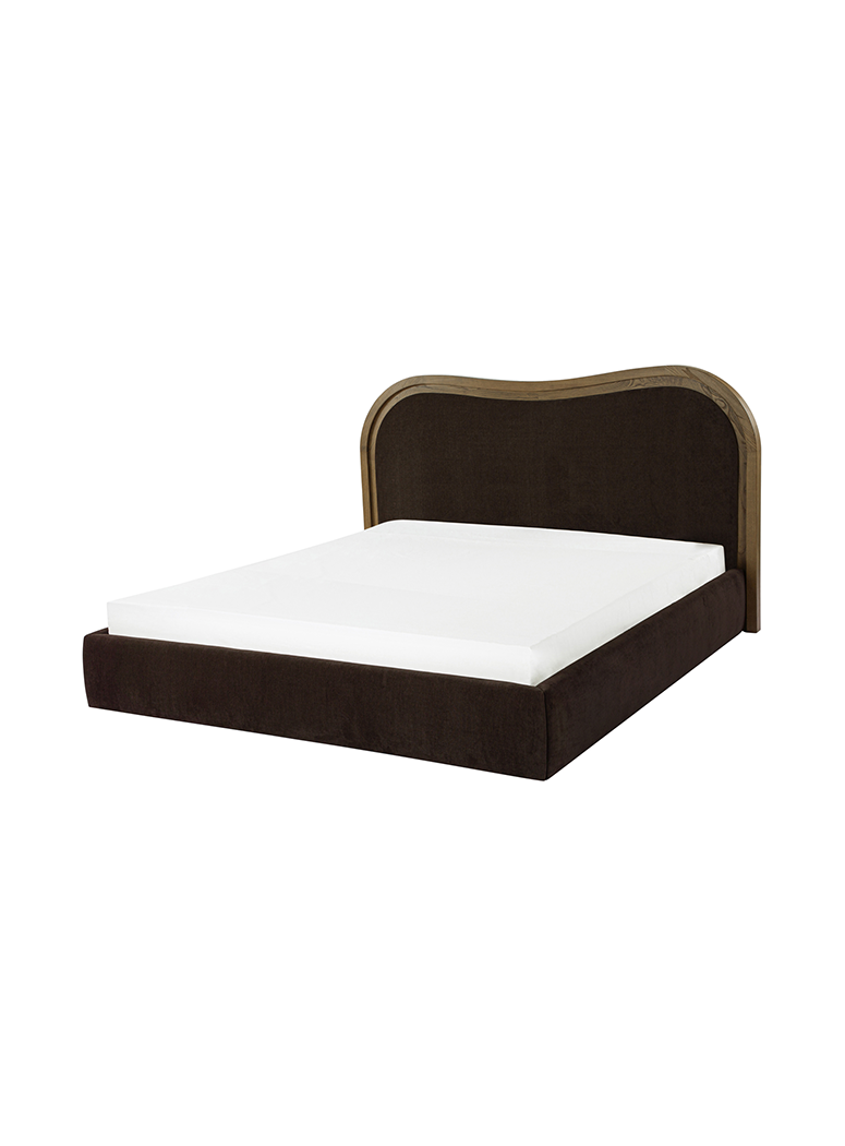 Ithariel King Bed,Warm Brown