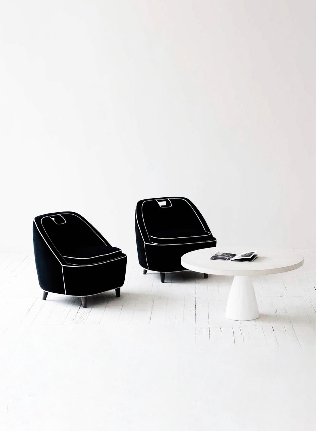 Serenity Club Chair, Black