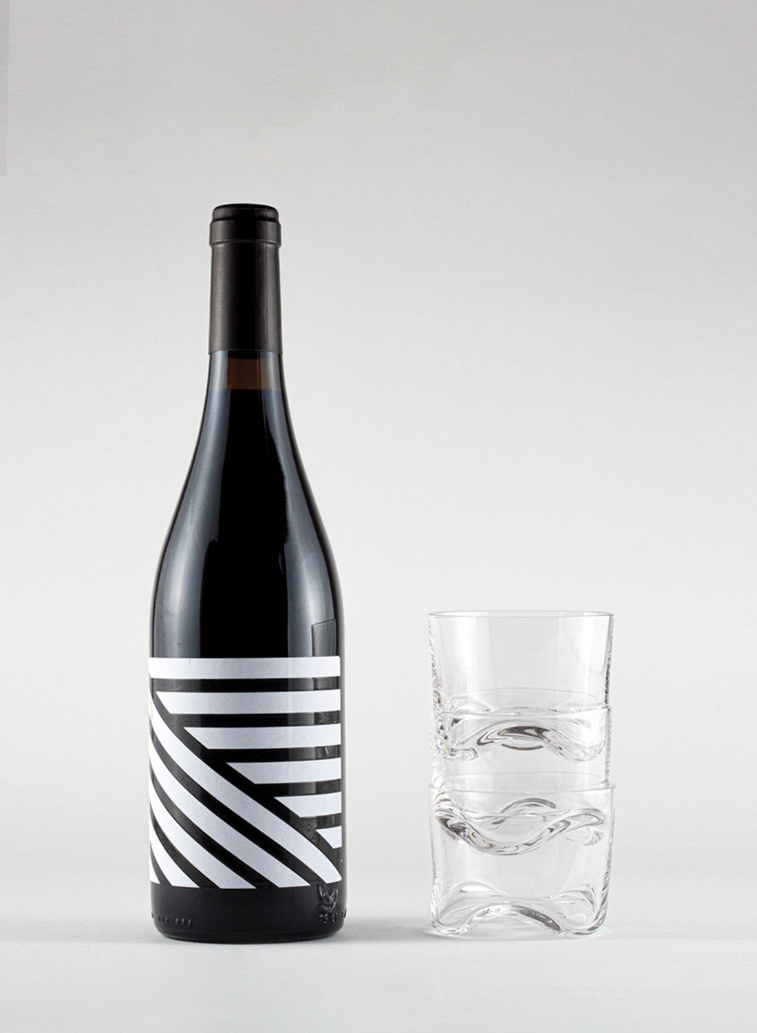 Maarten Baptist Wave Wine Glass (set of 2)