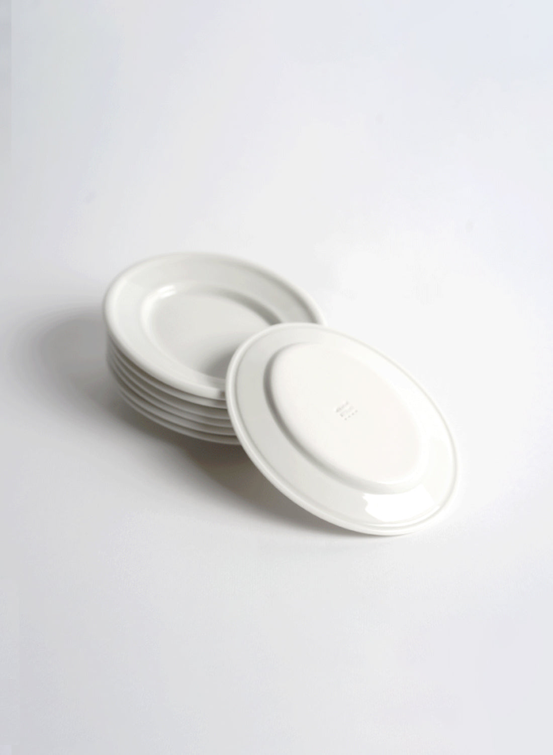 Mujagi Gloss Milk Oval Plate