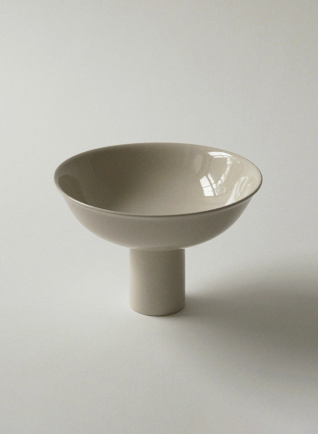 NR Ceramics Pedestal Bowl, sand