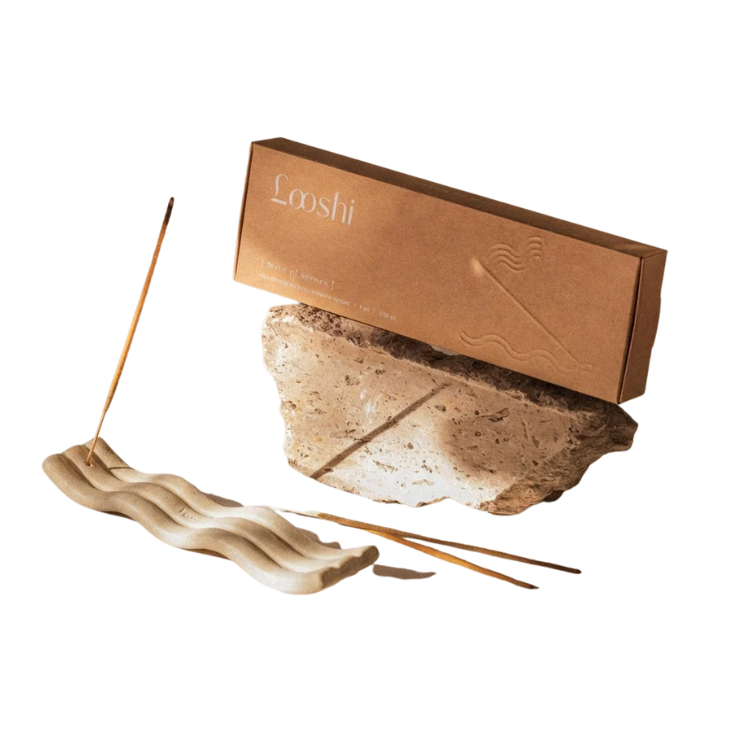 Looshi Wave Of Senses Incense Holder