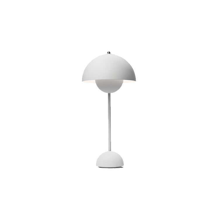 &Tradition Flowerpot VP3 Table Lamp